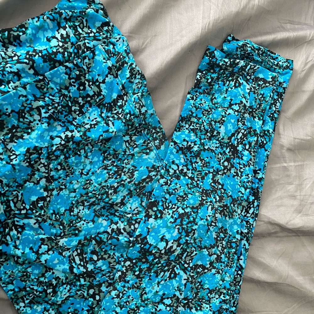 Super soft TC LEGGINGS.